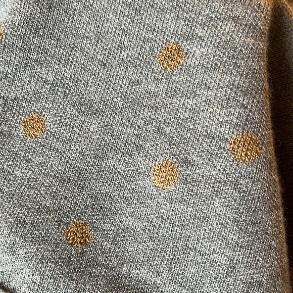 Loft Short Sleeve Grey Sweater with Metallic Gold Polkadots Sz S - Picture 6 of 6